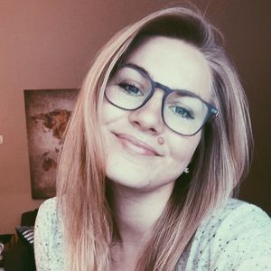 Meet your Posher, Jillian